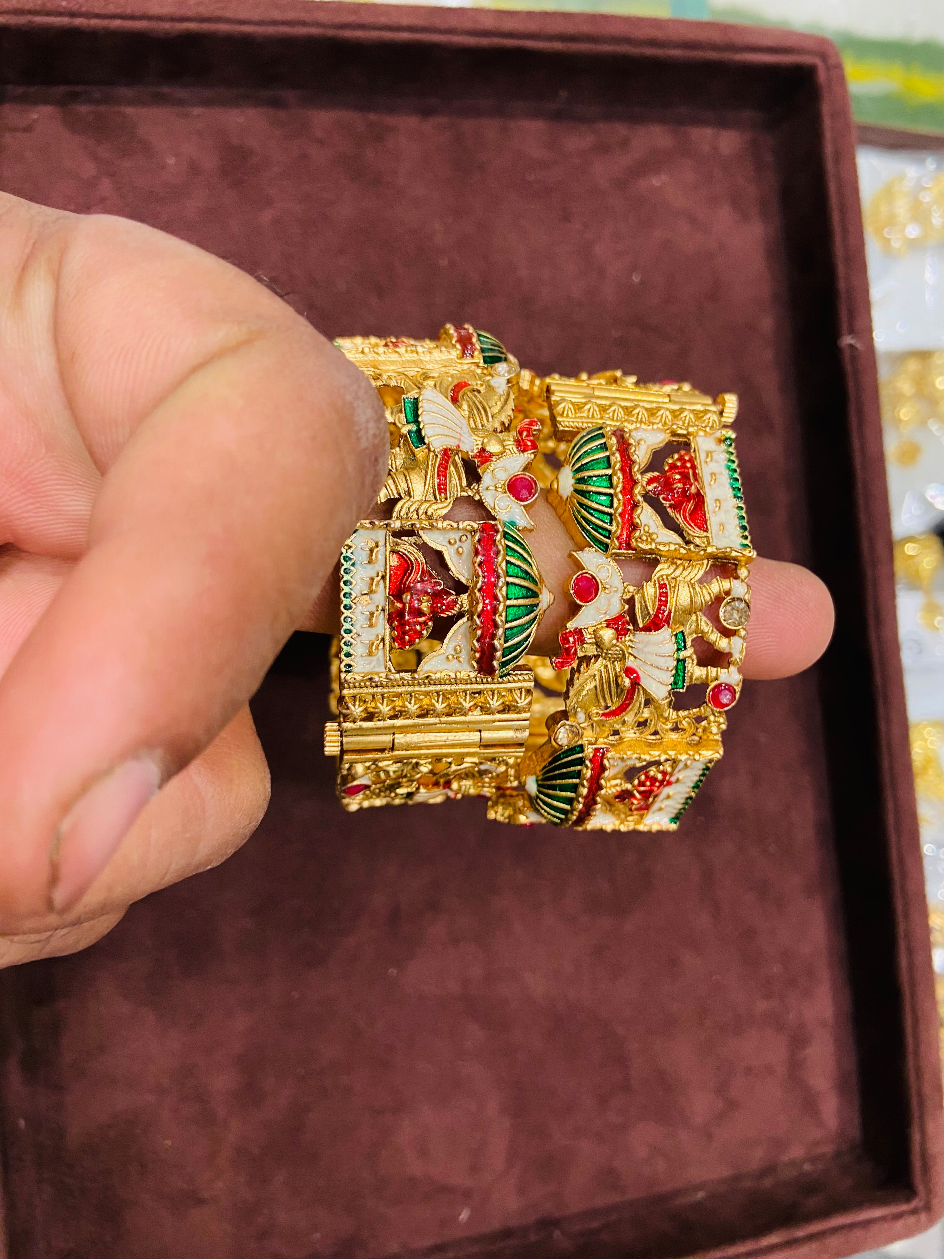 Ethnic rajwadi Bangle for Women RB36