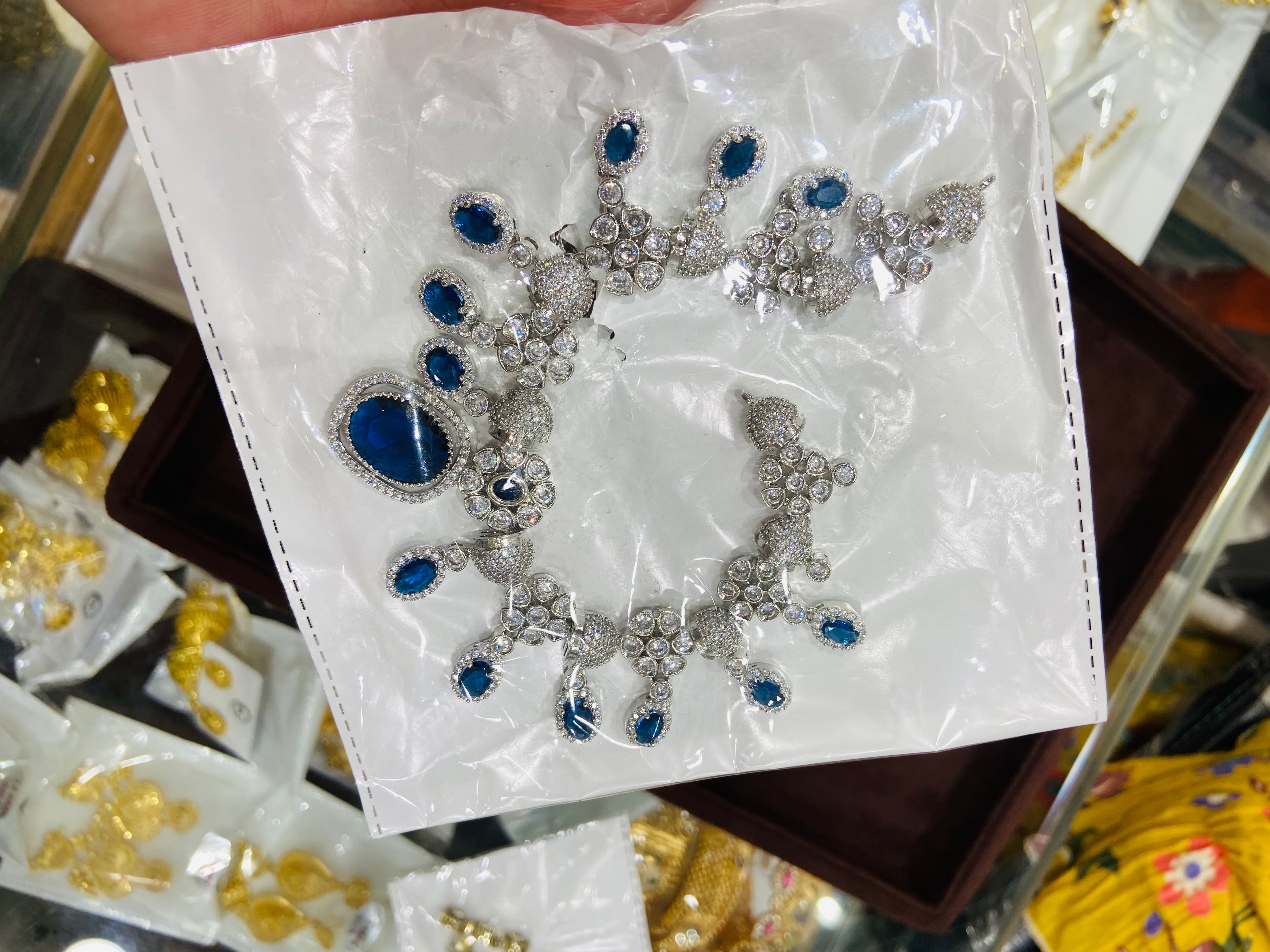 Sparkling American Diamond Necklace for Special Occasions- NS20