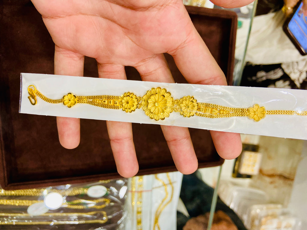 Female Gold Bracelet - FBR01