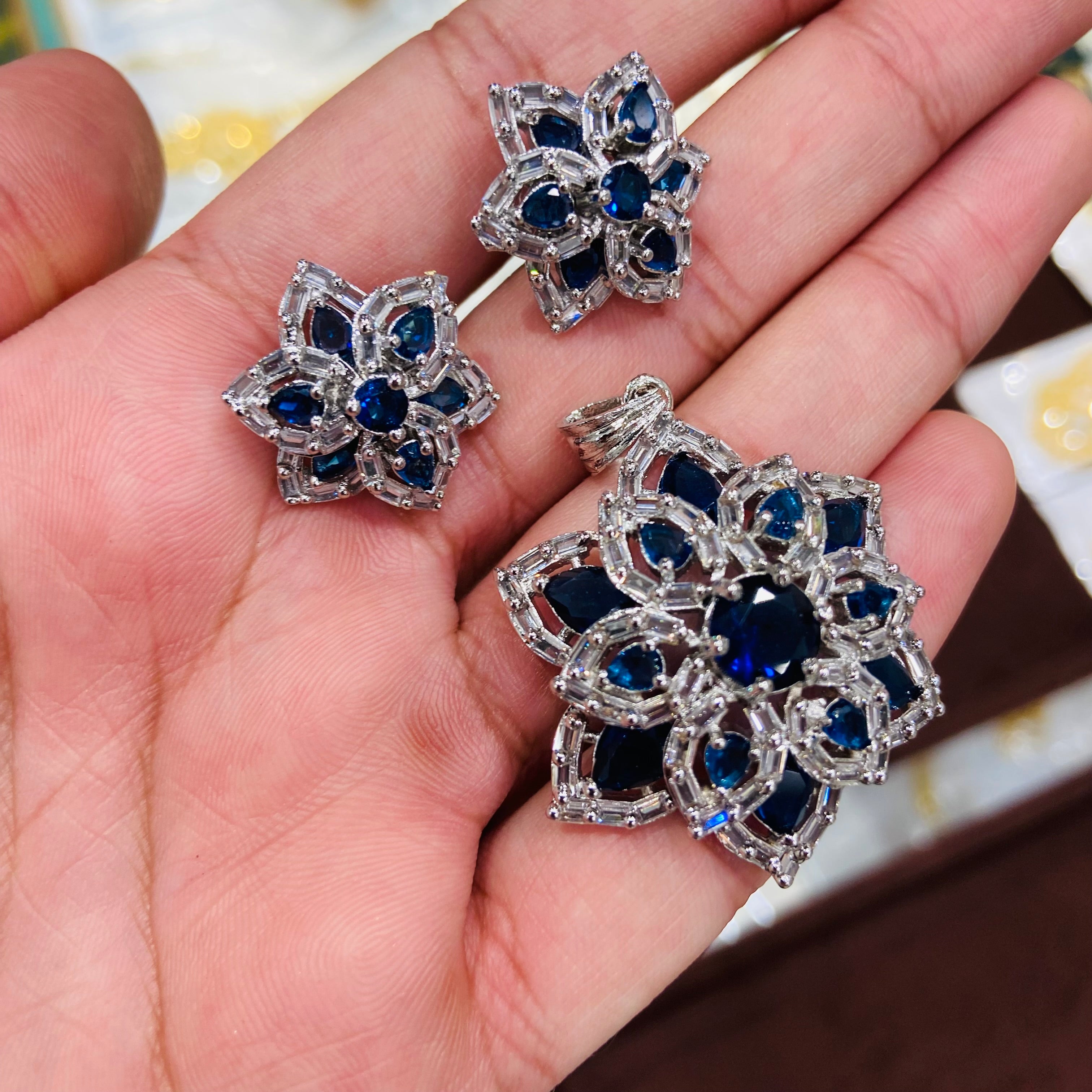 Classy AD Pendant Necklace Set with Earrings - PS11