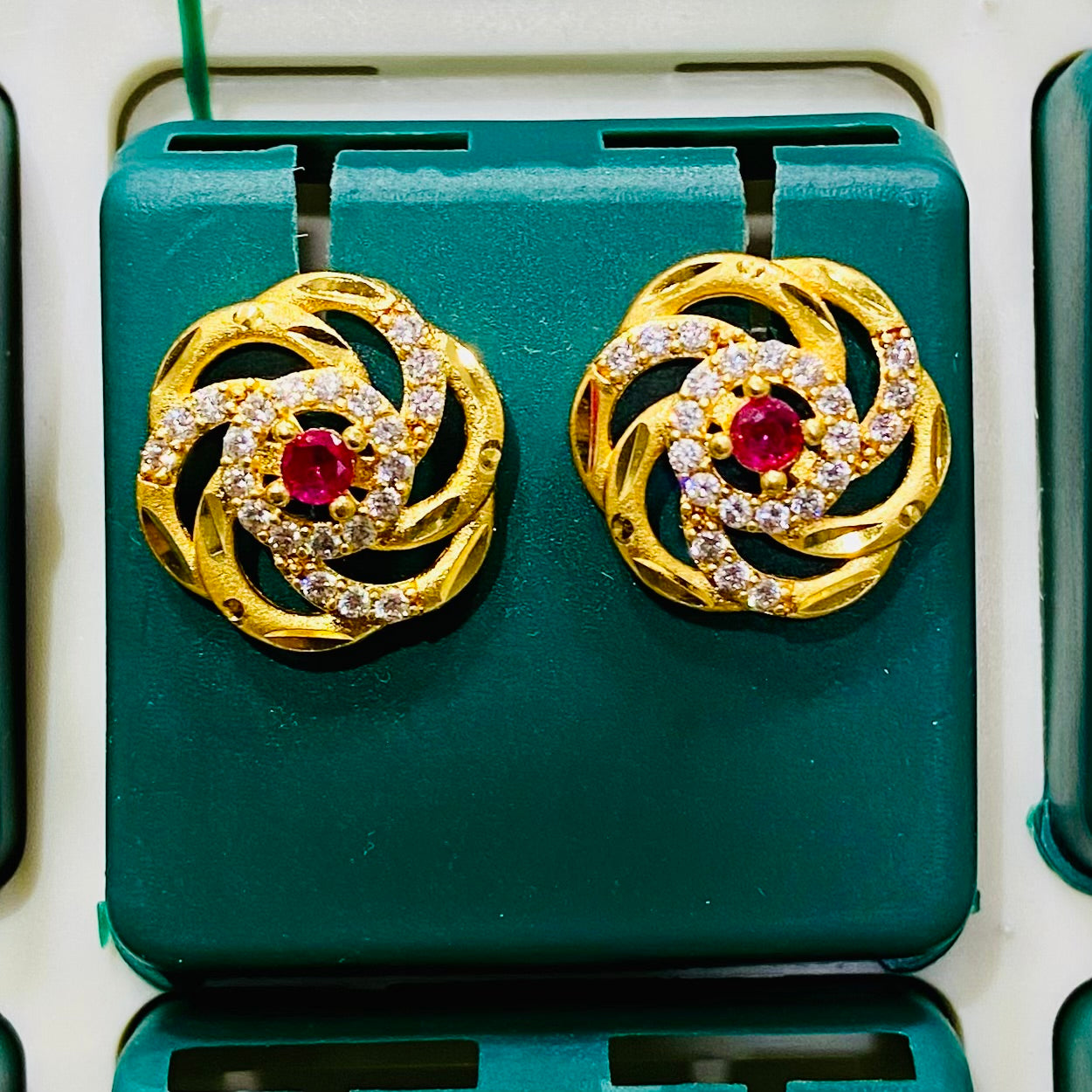 Premium Earrings Tops- ER38