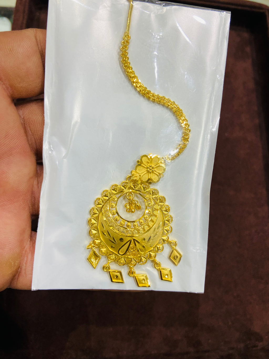 Wedding Maang Tikka – Premium 1 Gram Gold MT08