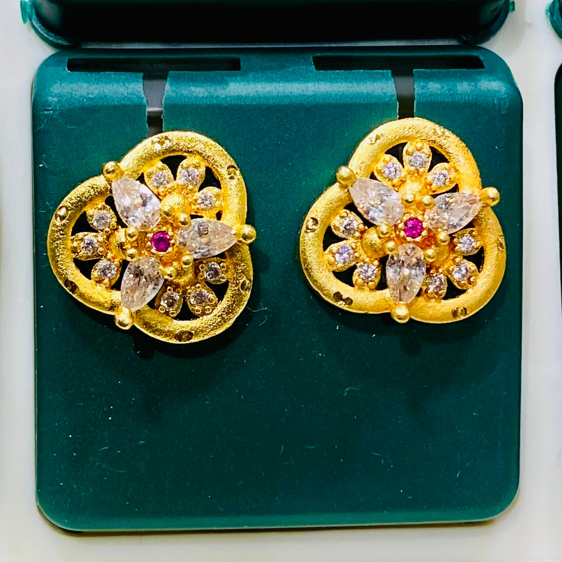Premium Earrings Tops- ER41