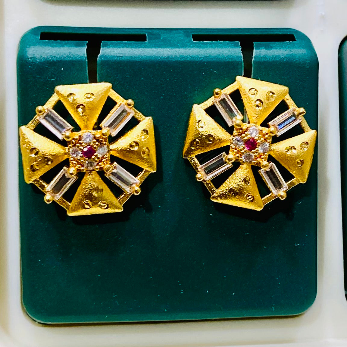 Premium Earrings Tops- ER43