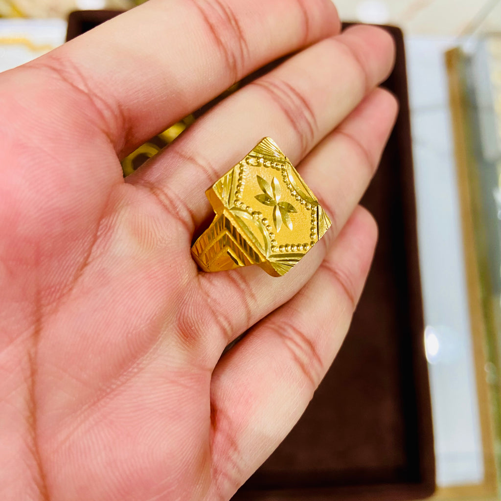 Floral Gents Ring Design MR08