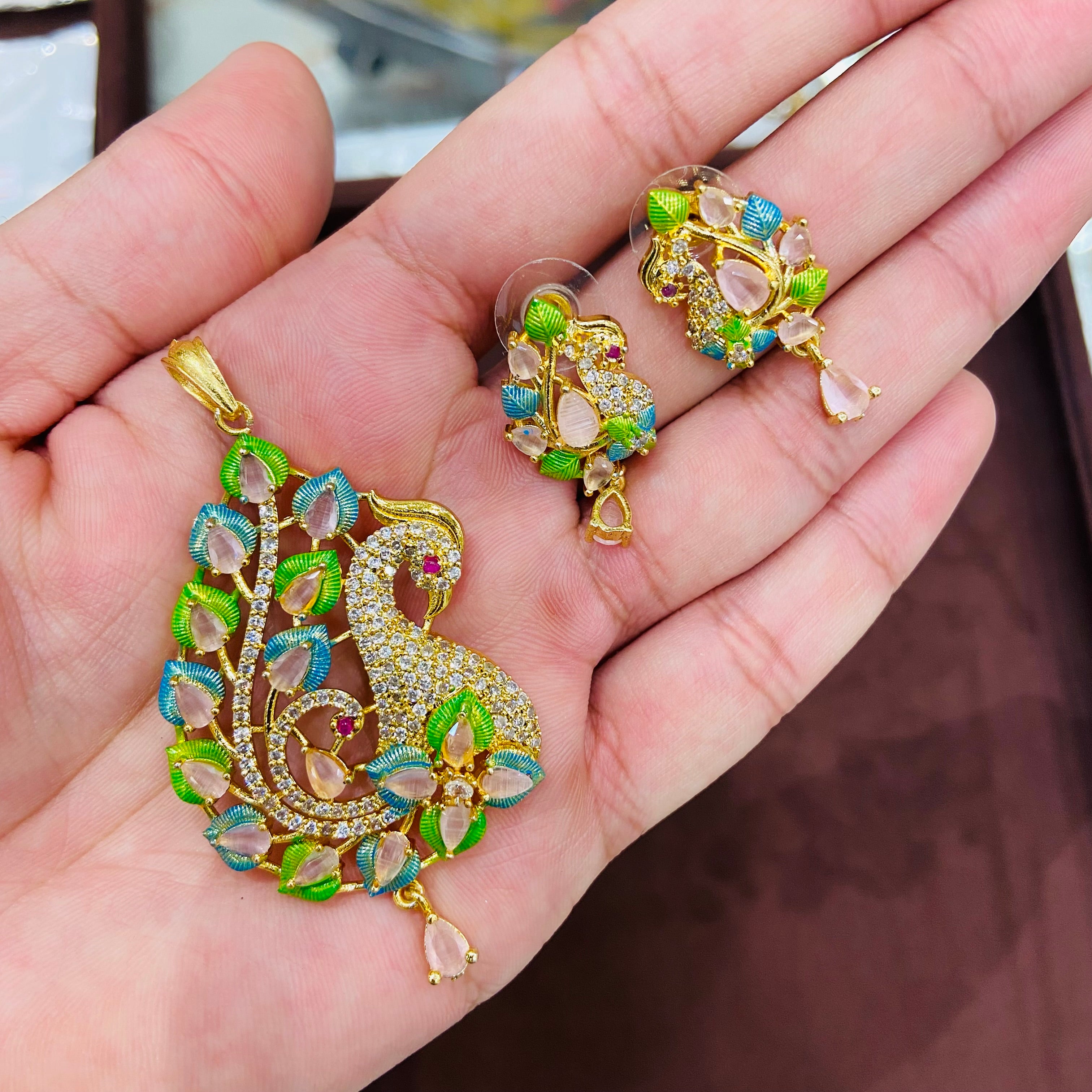 Elegant mor AD Pendant Set with Earrings - PS15