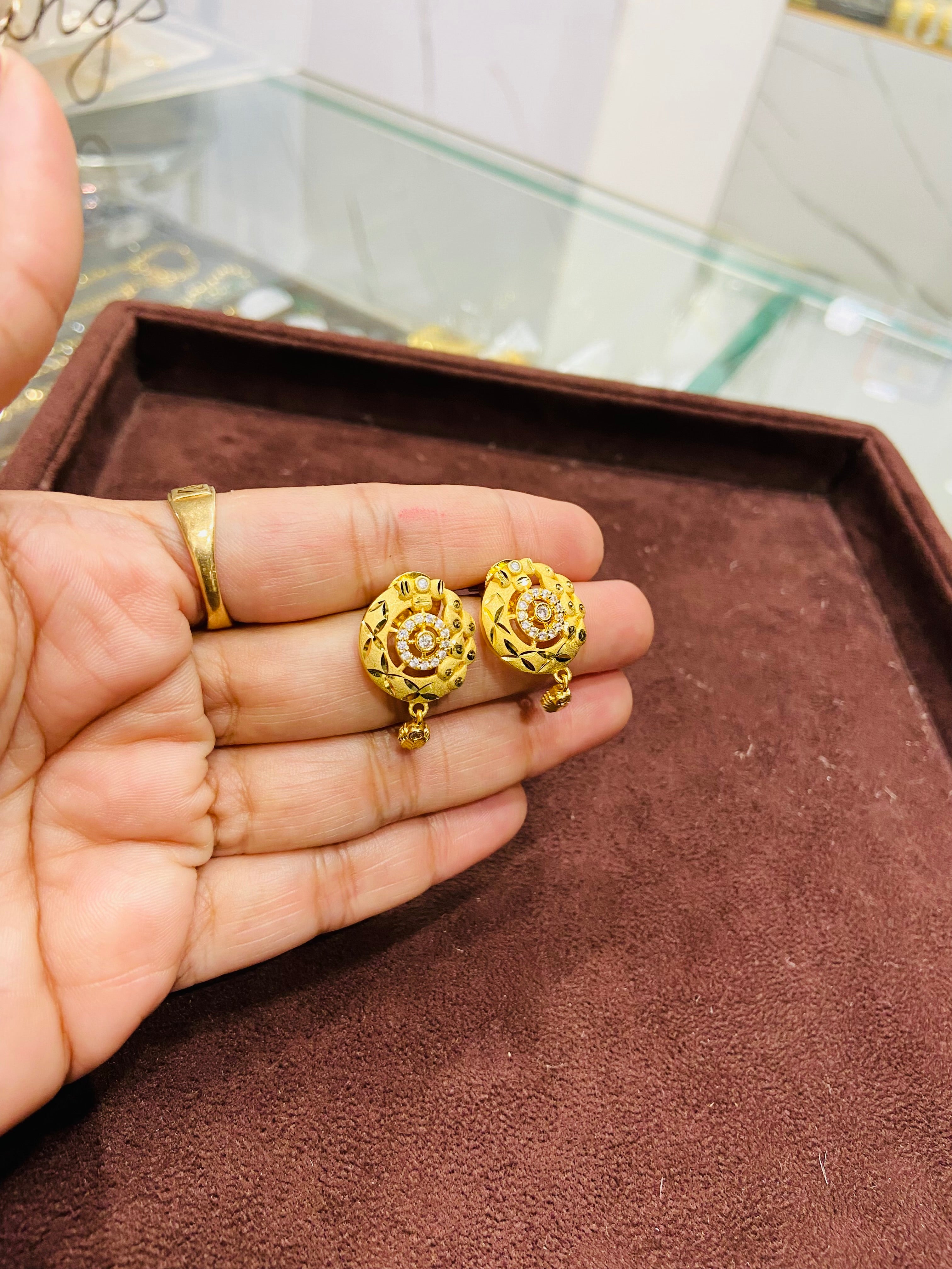 Daily Wear Gold Earrings - ER44