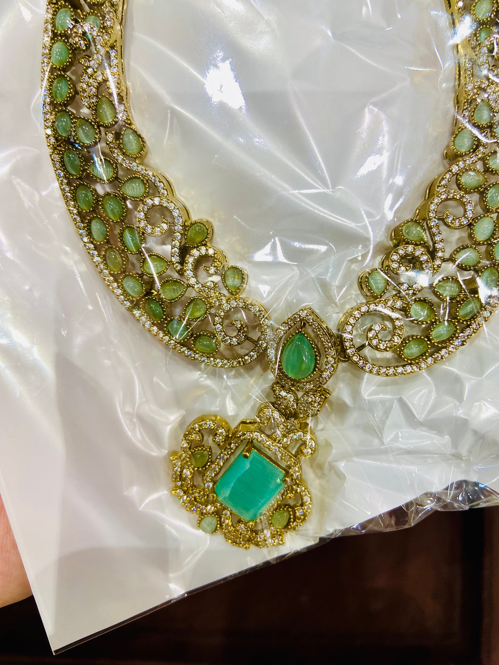 Fashionable American Diamond Necklace- NS29