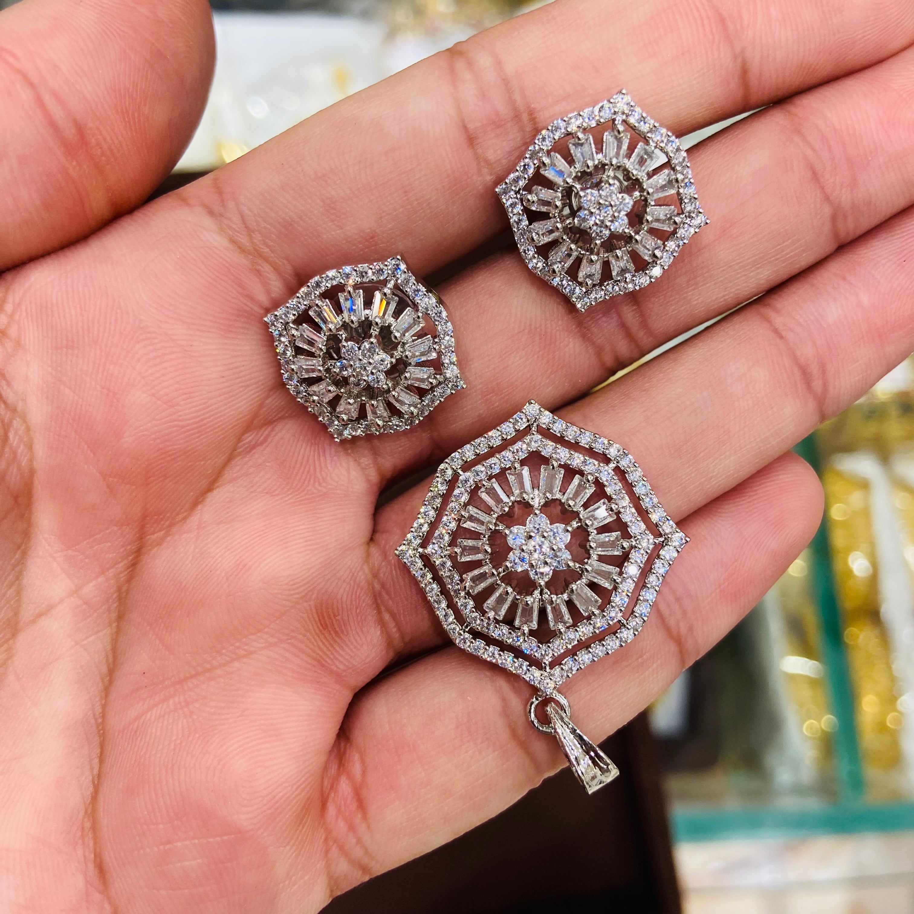 Stylish AD Pendant Set - PS07