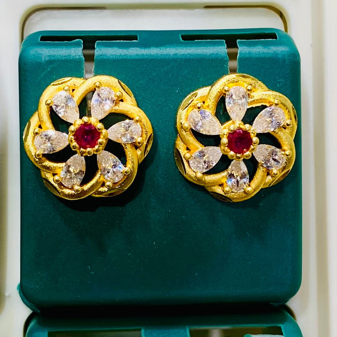 Premium Earrings Tops- ER39