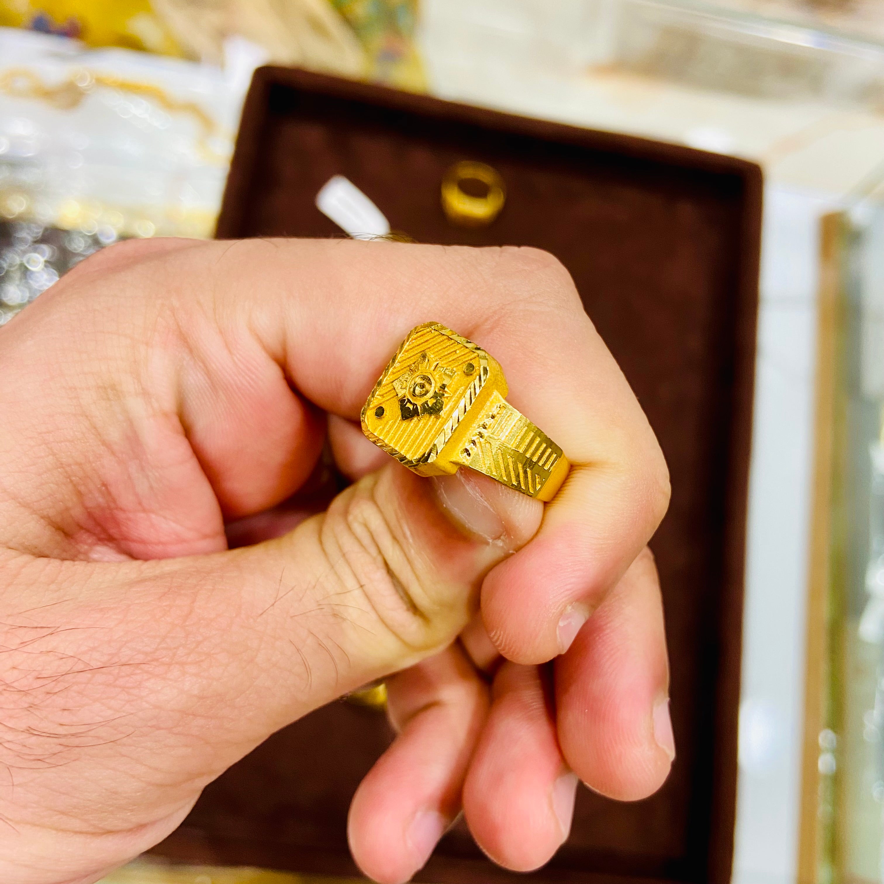 Royal Gents Ring Design MR06