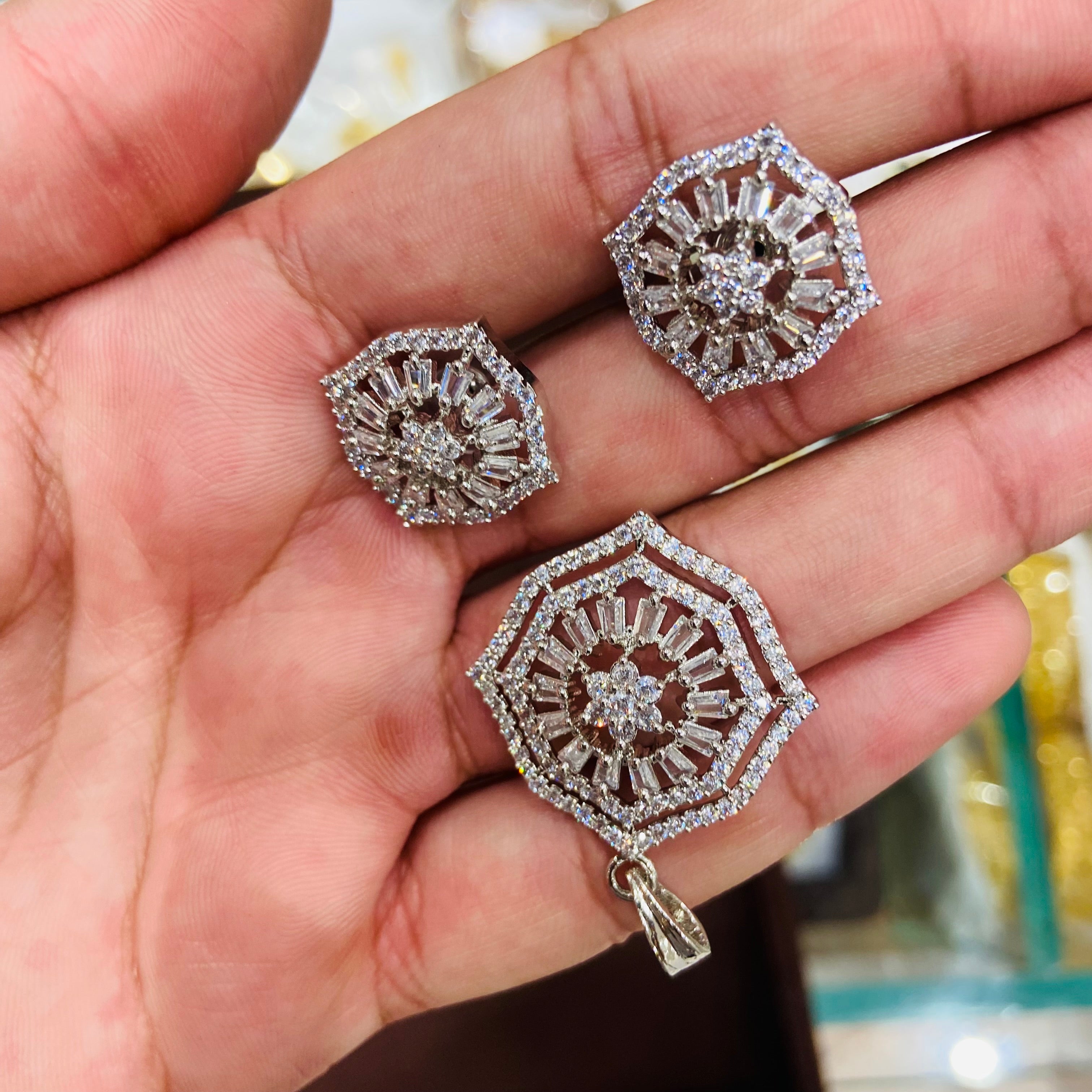 Stylish AD Pendant Set - PS07