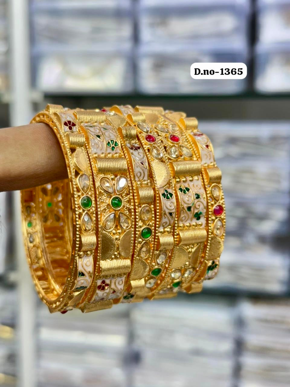 Luxury Stone Studded Rajwadi Bangles RB15