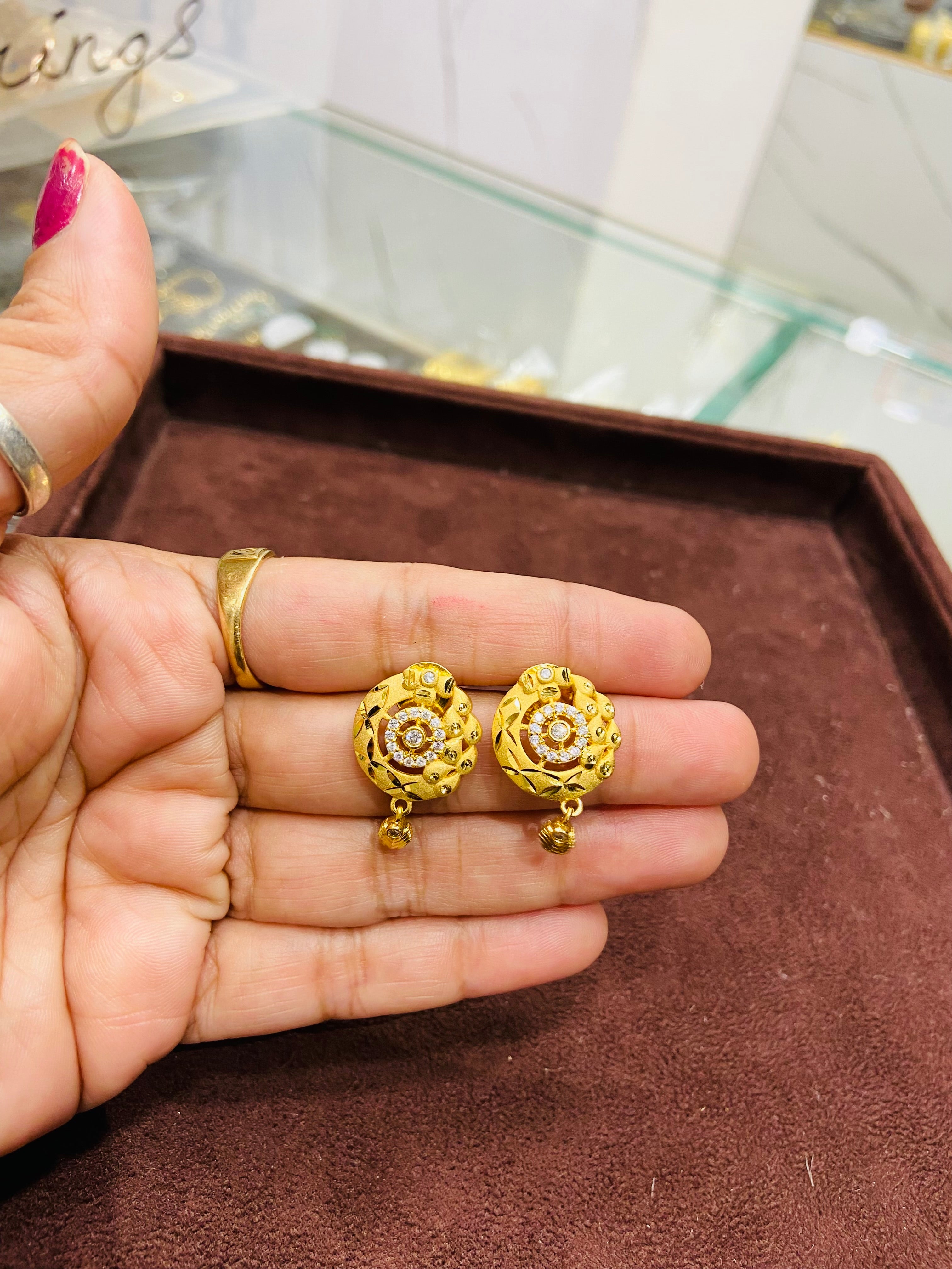 Daily Wear Gold Earrings - ER44