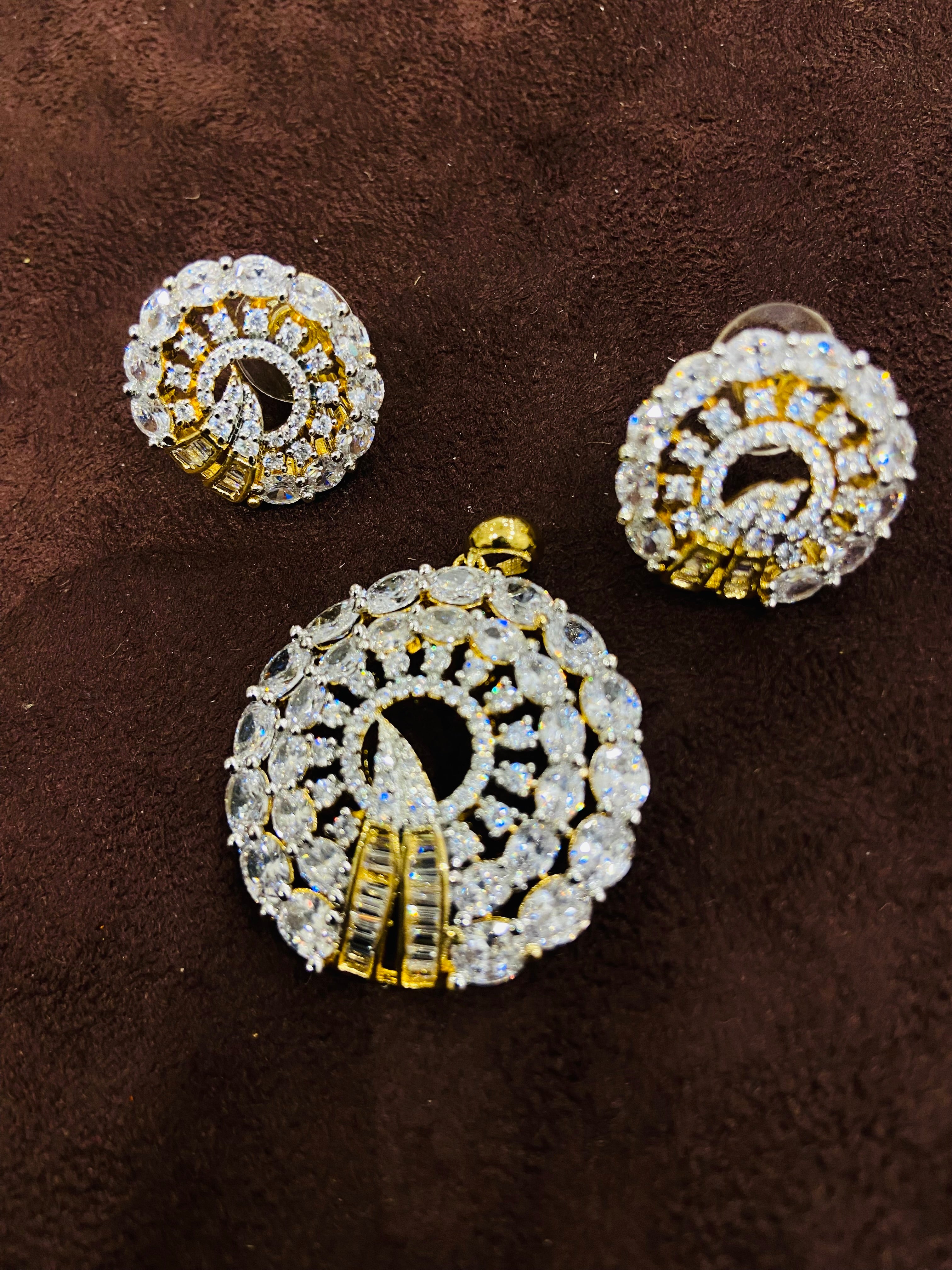 Luxury AD Locket and Earrings Set - PS05