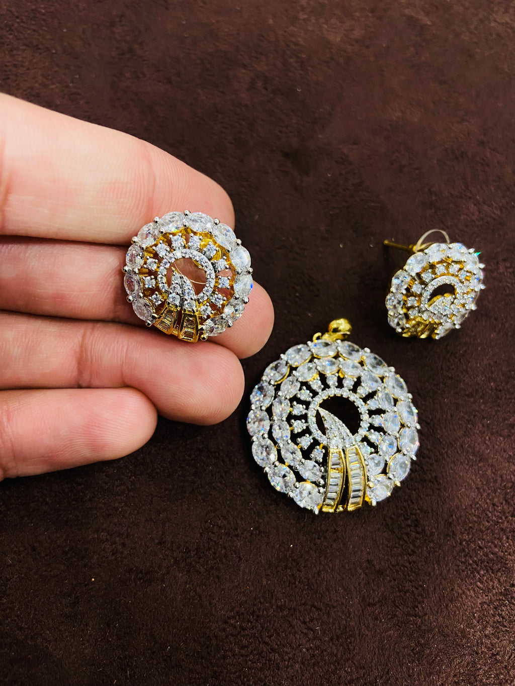 Luxury AD Locket and Earrings Set - PS05