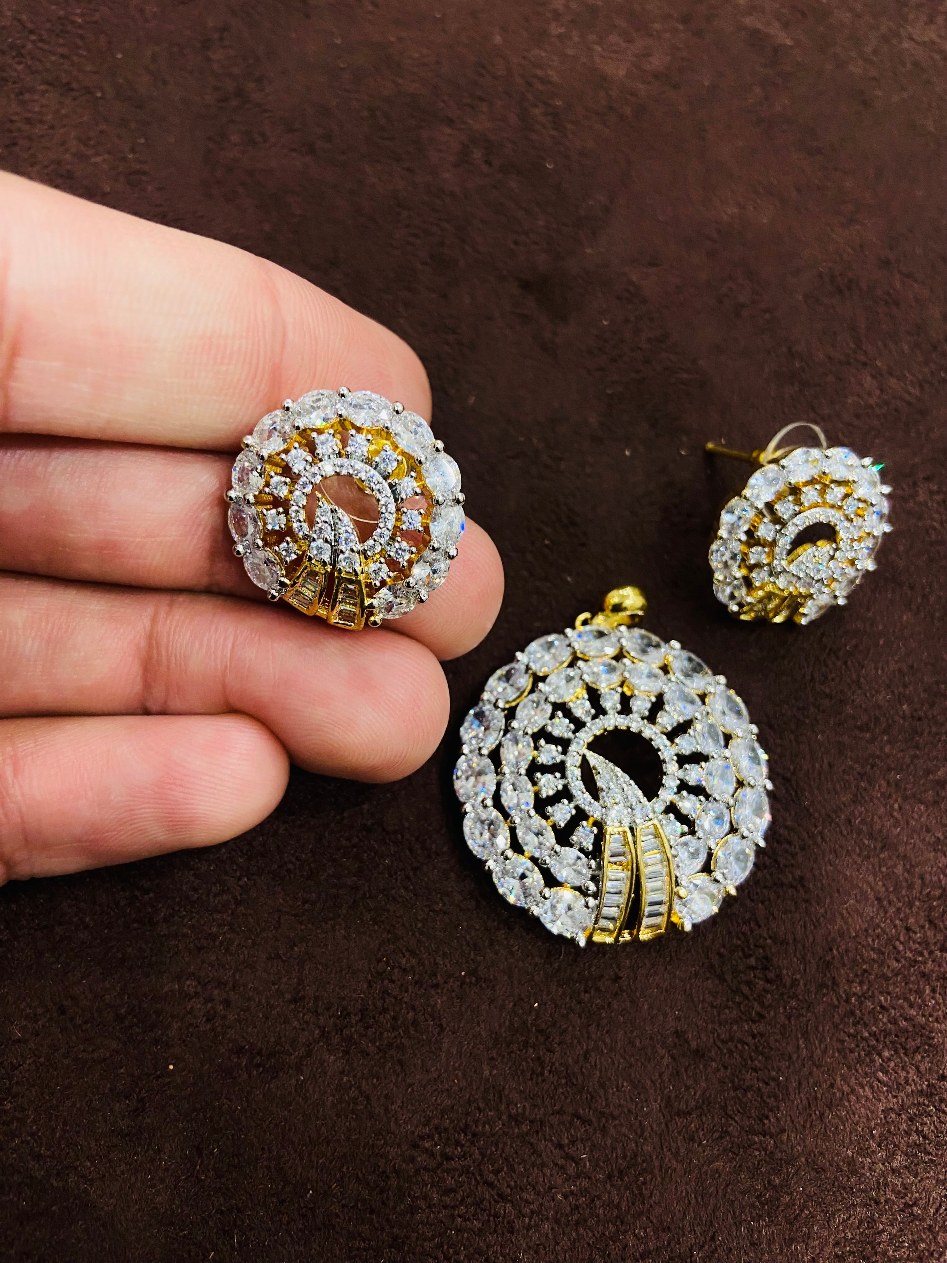 Luxury AD Locket and Earrings Set - PS05