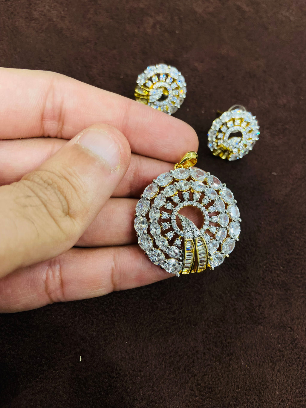 Luxury AD Locket and Earrings Set - PS05