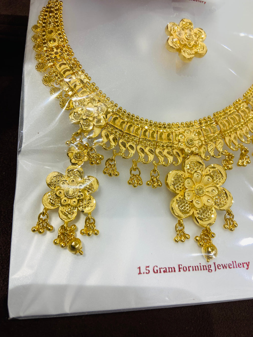 Wedding Wear Gold Finish Necklace Set – NS05