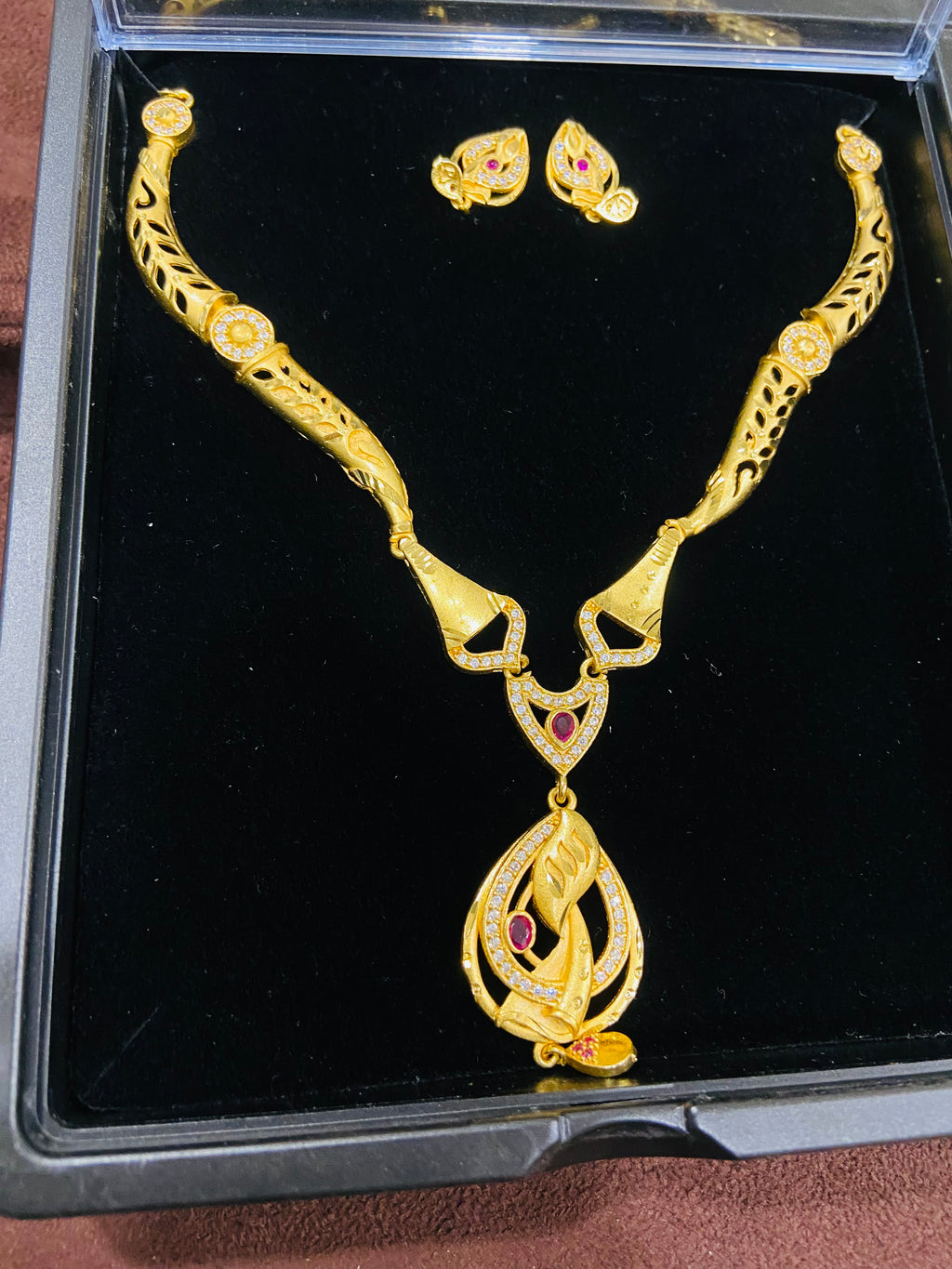 Traditional Heart Design Necklace Set – NS25
