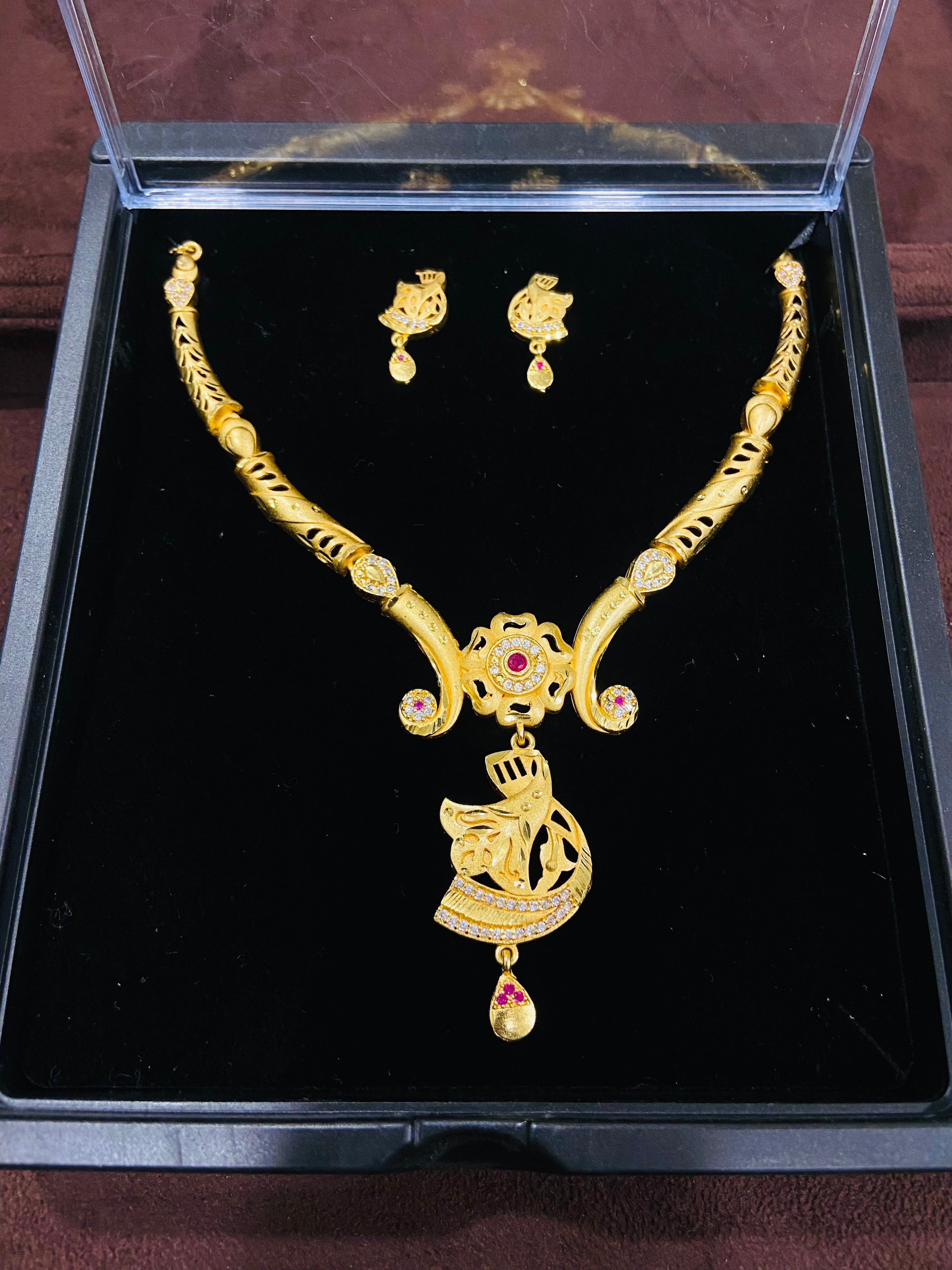 Ruby Finish Gold Polish Necklace – NS26