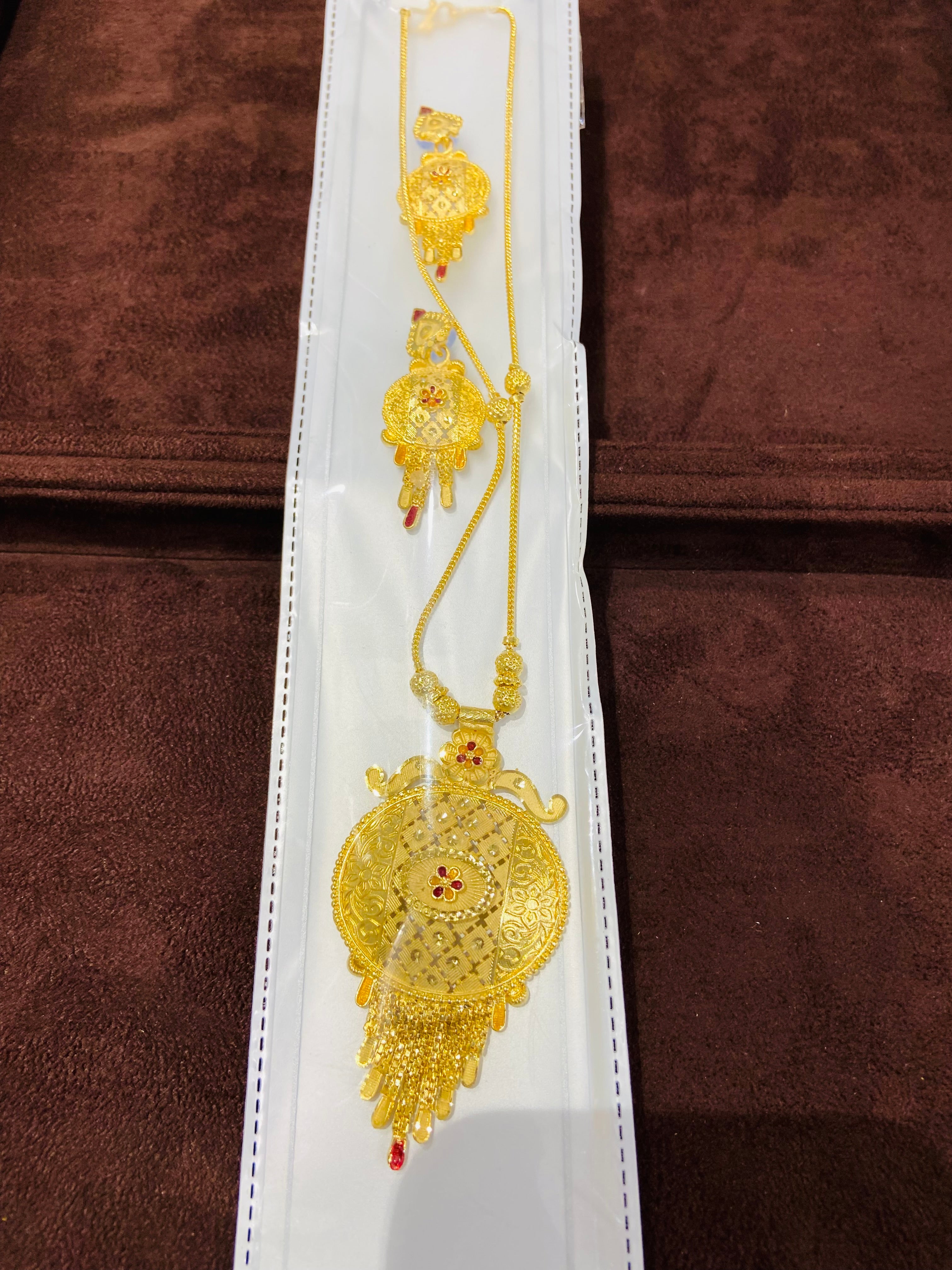 Designer Pendant Set with Earrings PS02