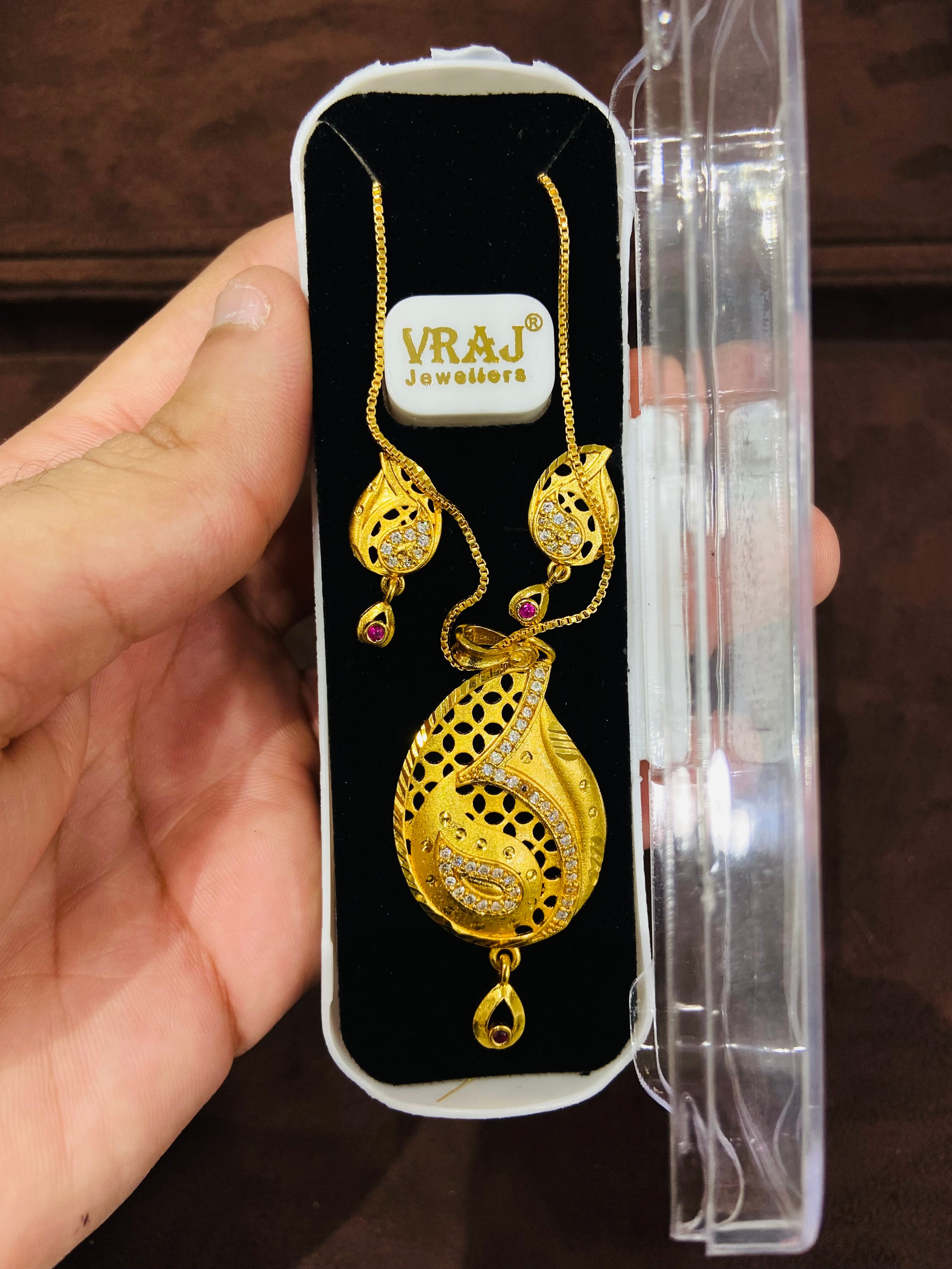 Wedding Collection Pendant Set in Jaunpur PS05