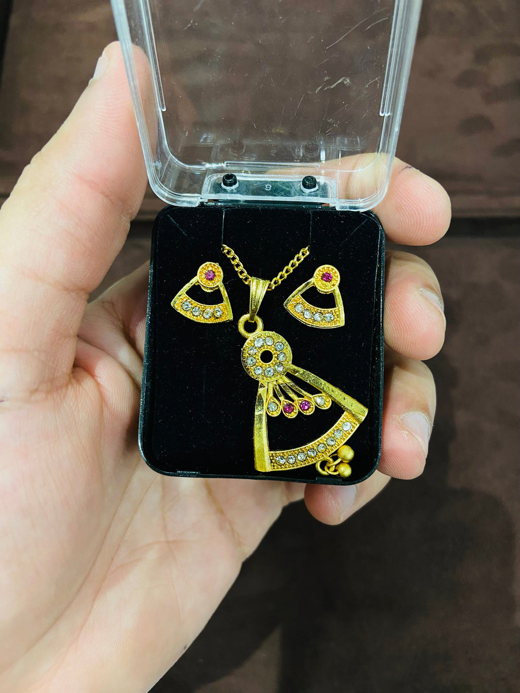Traditional Pendant Set PS08