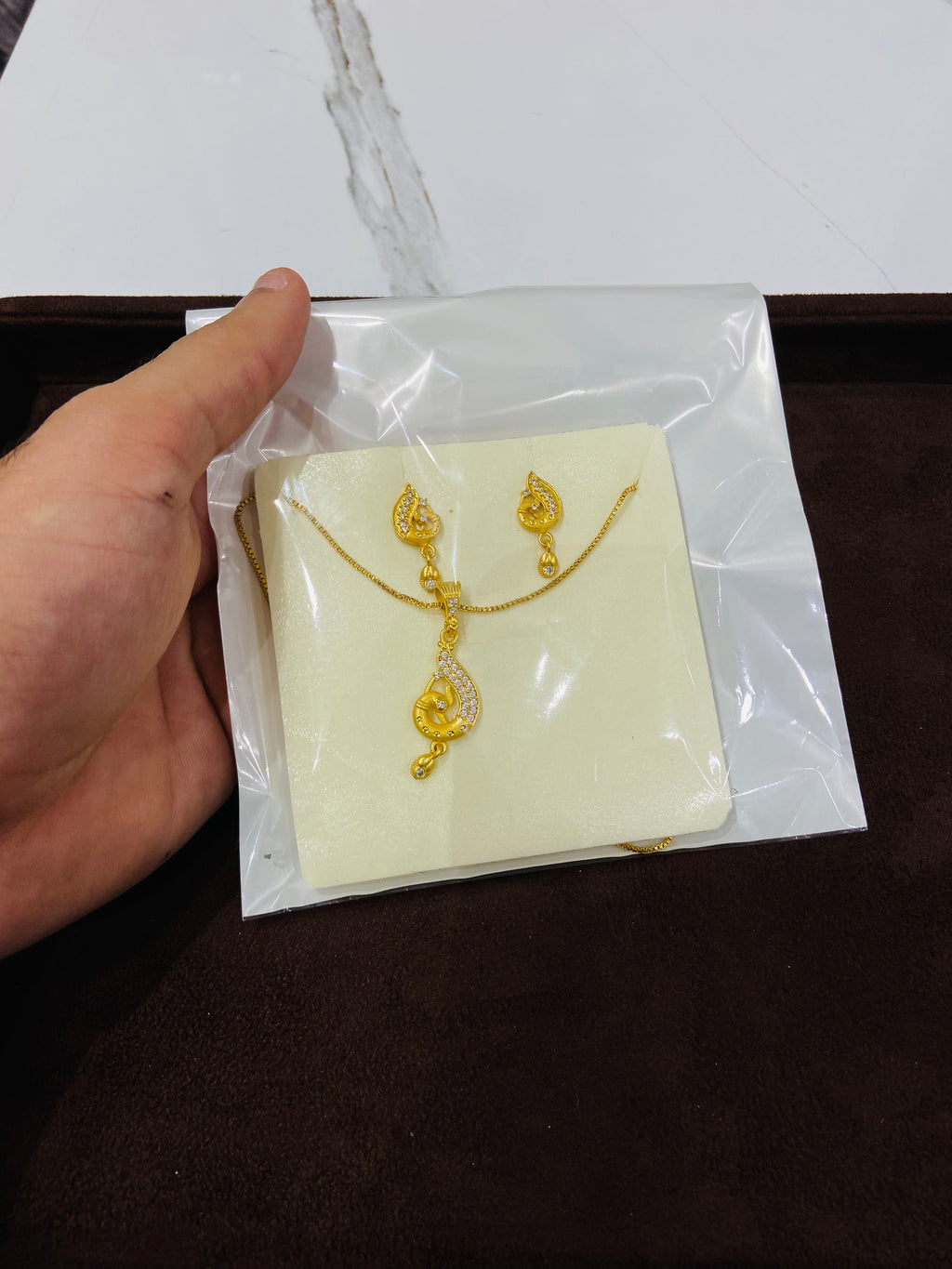 Lightweight Pendant Set with Chain PS12