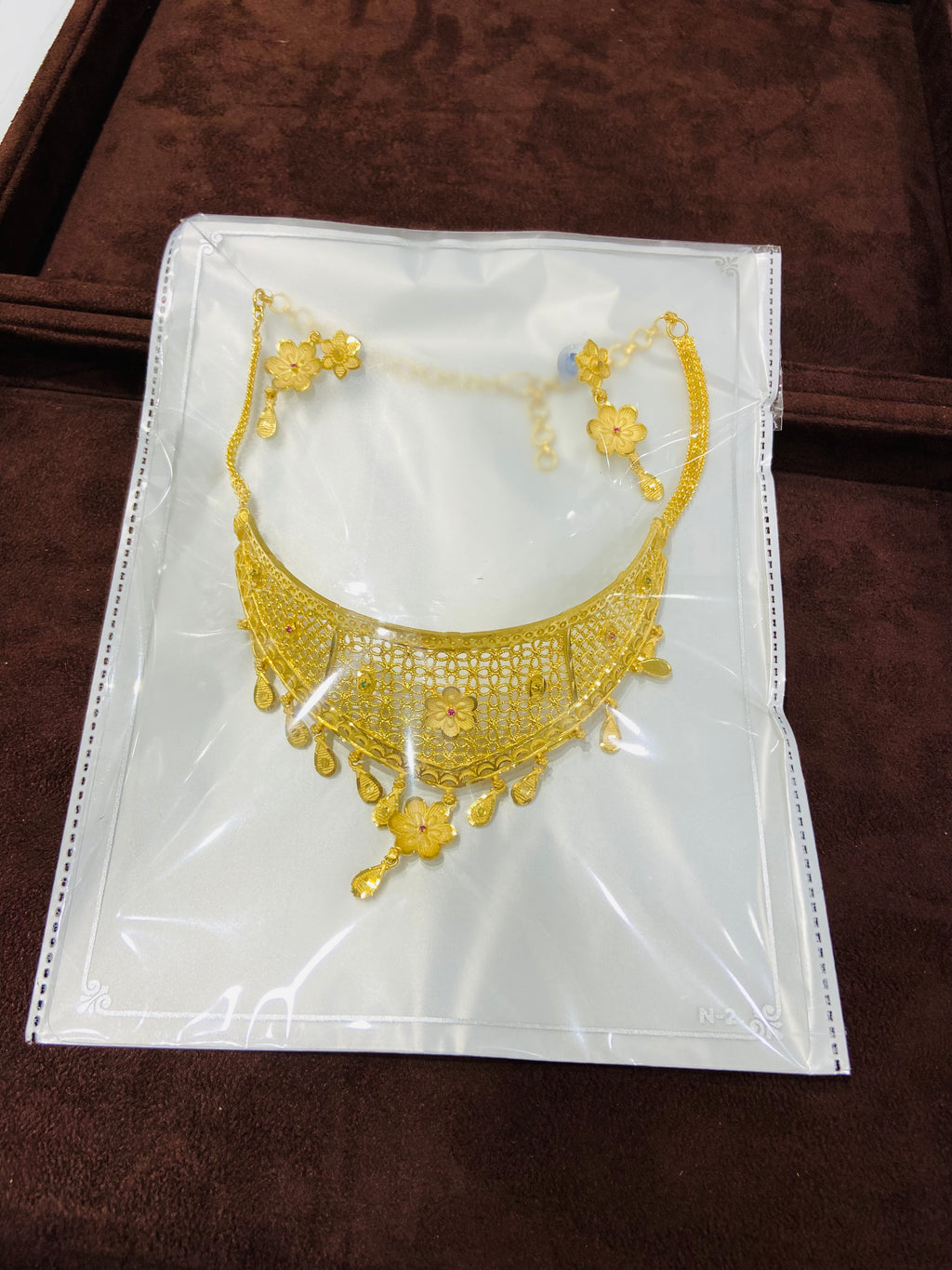 Party Wear Gold Choker Set CS06