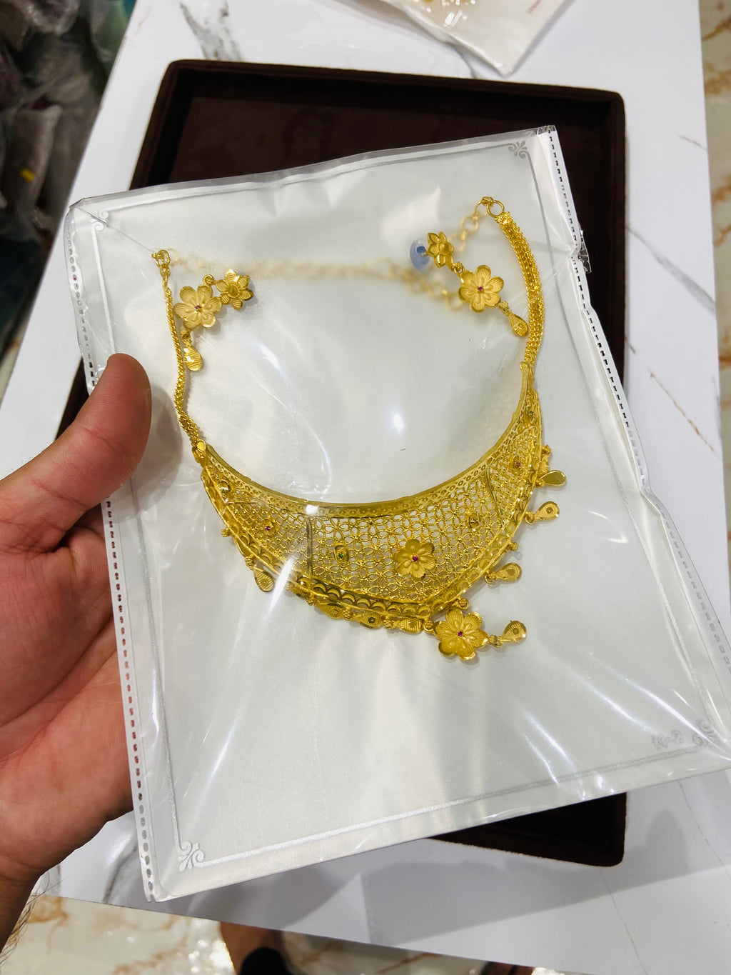 Party Wear Gold Choker Set CS06