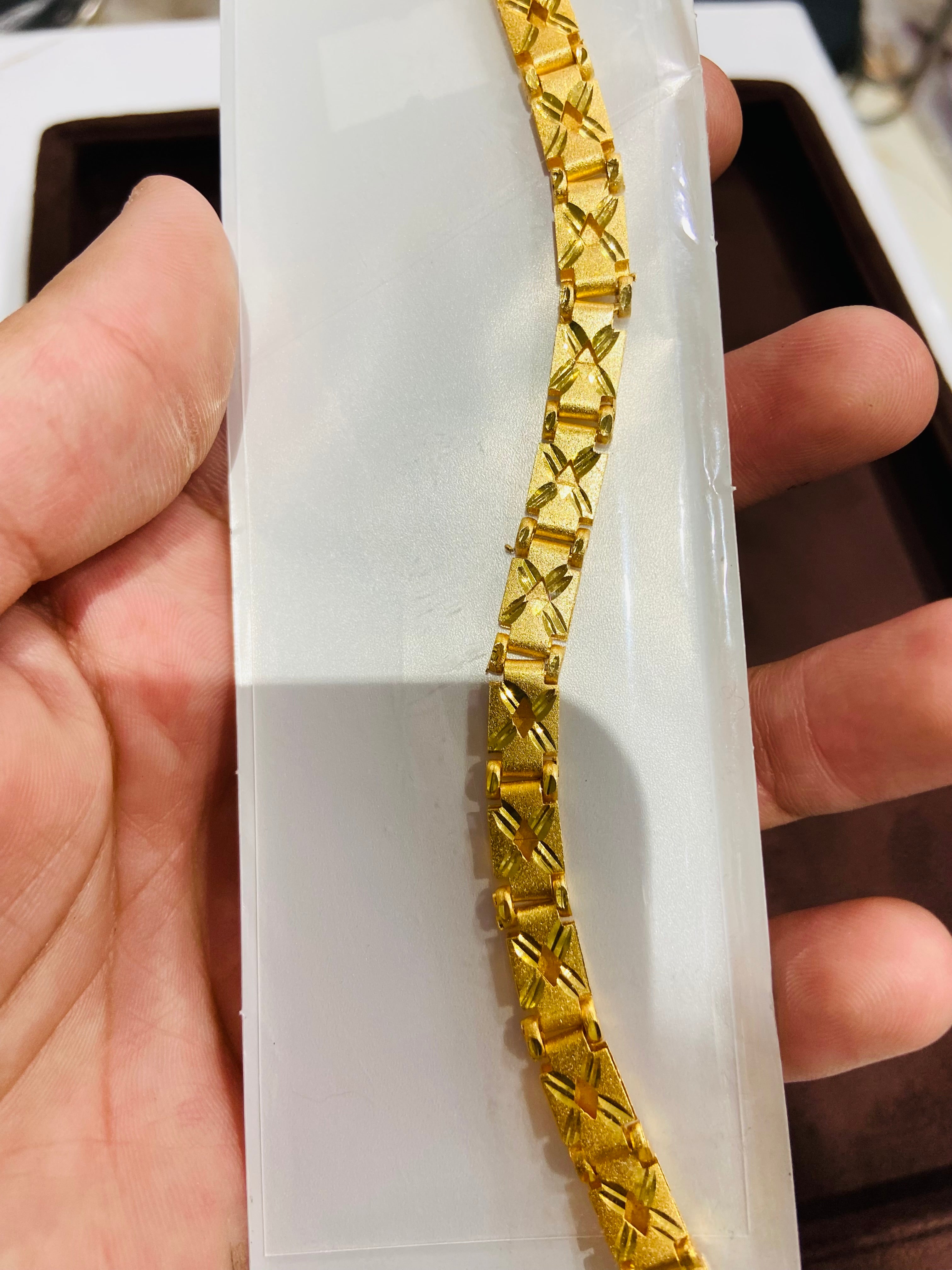 Cuban Link Bracelet for Men MBR02