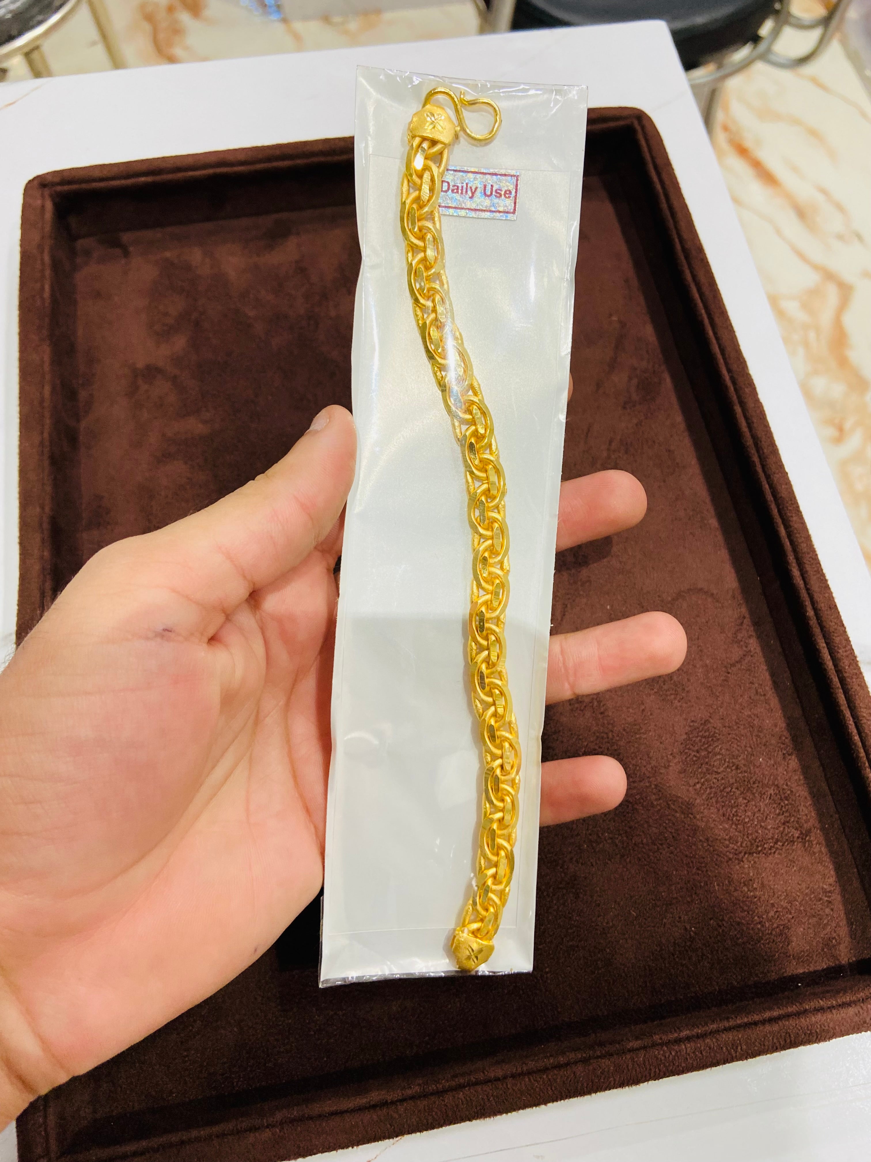 Premium Gold Polish Bracelet MBR04