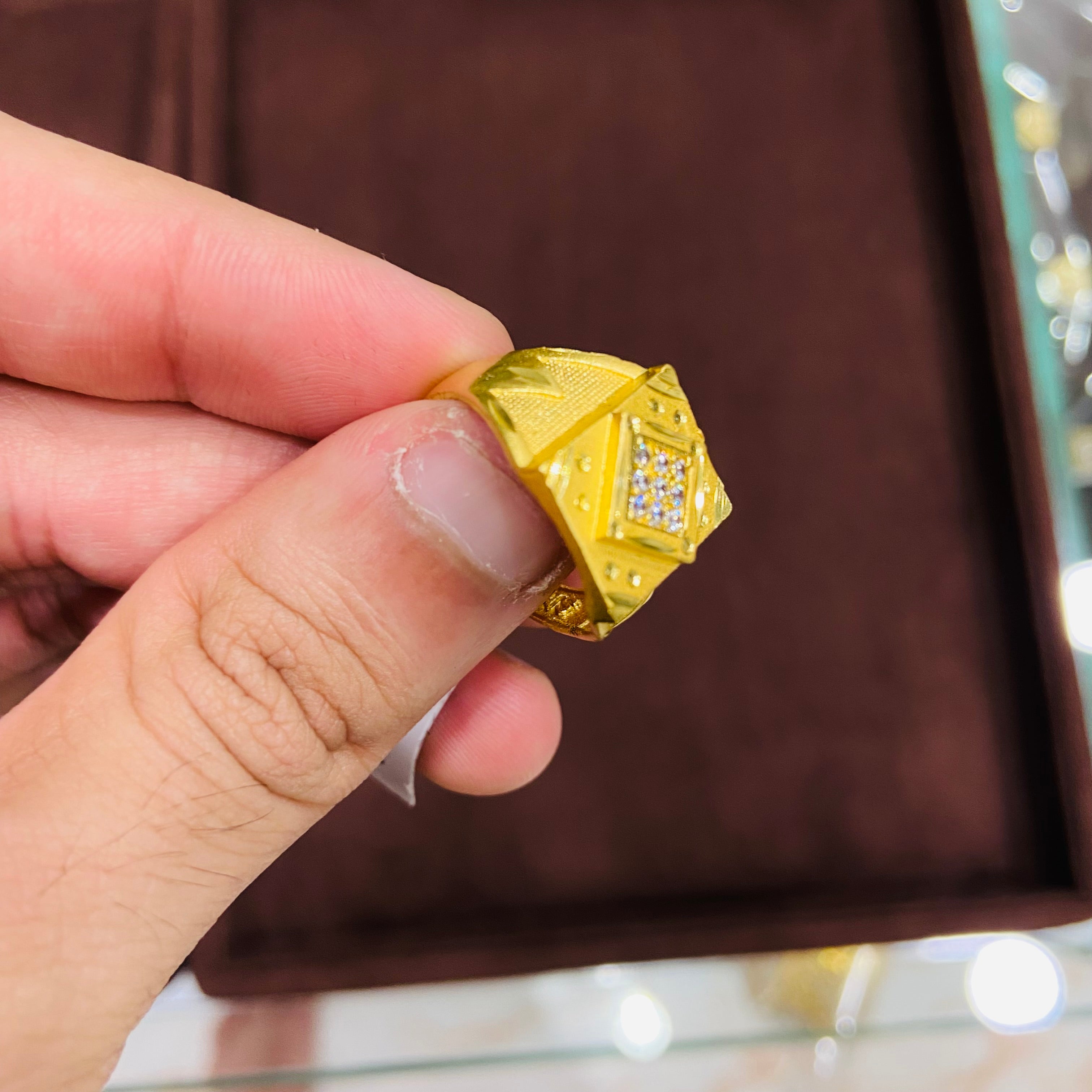 Designer Gold Men’s Ring MR02
