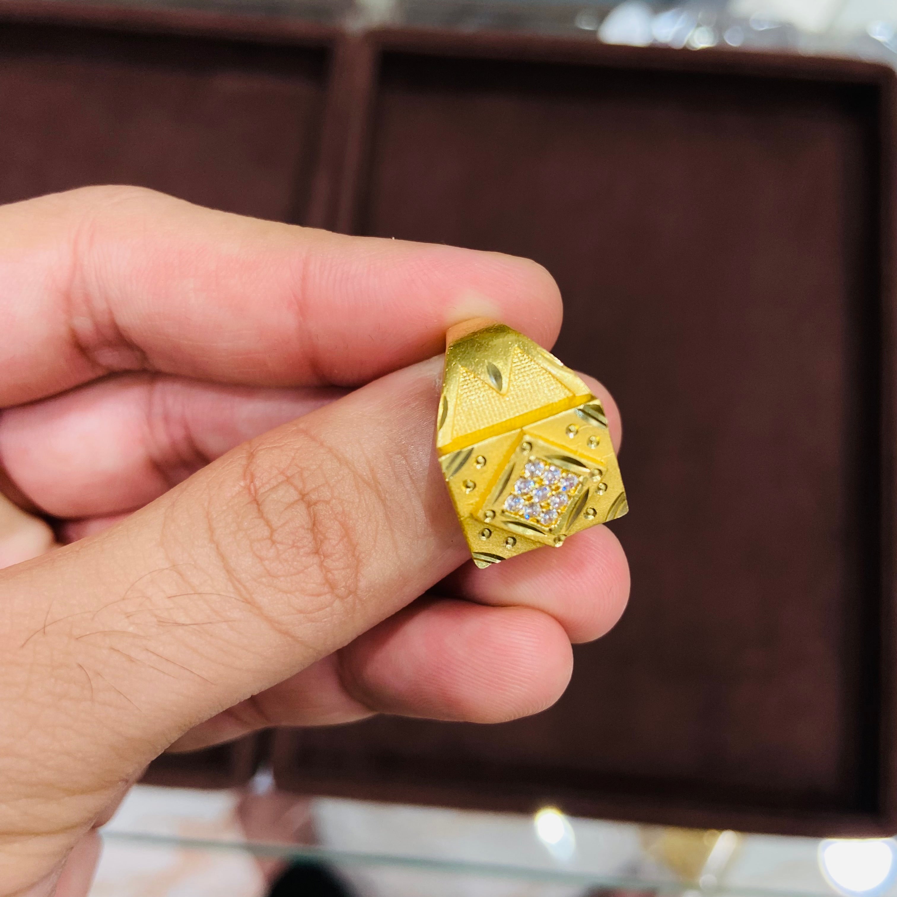 Gents Ring at Sawariya Jewellery MR03