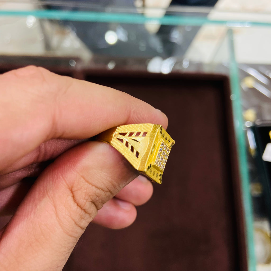 Stylish Gold Polish Ring for Men MR04
