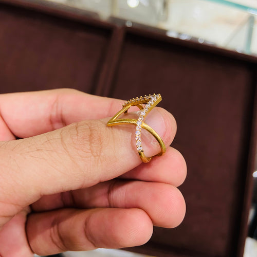 Traditional Ladies Ring Design FR18