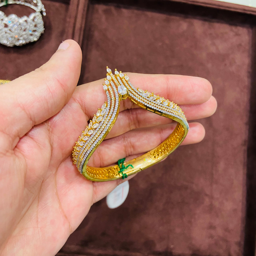 Wing Design CZ Diamond Bracelet for Women - BR05