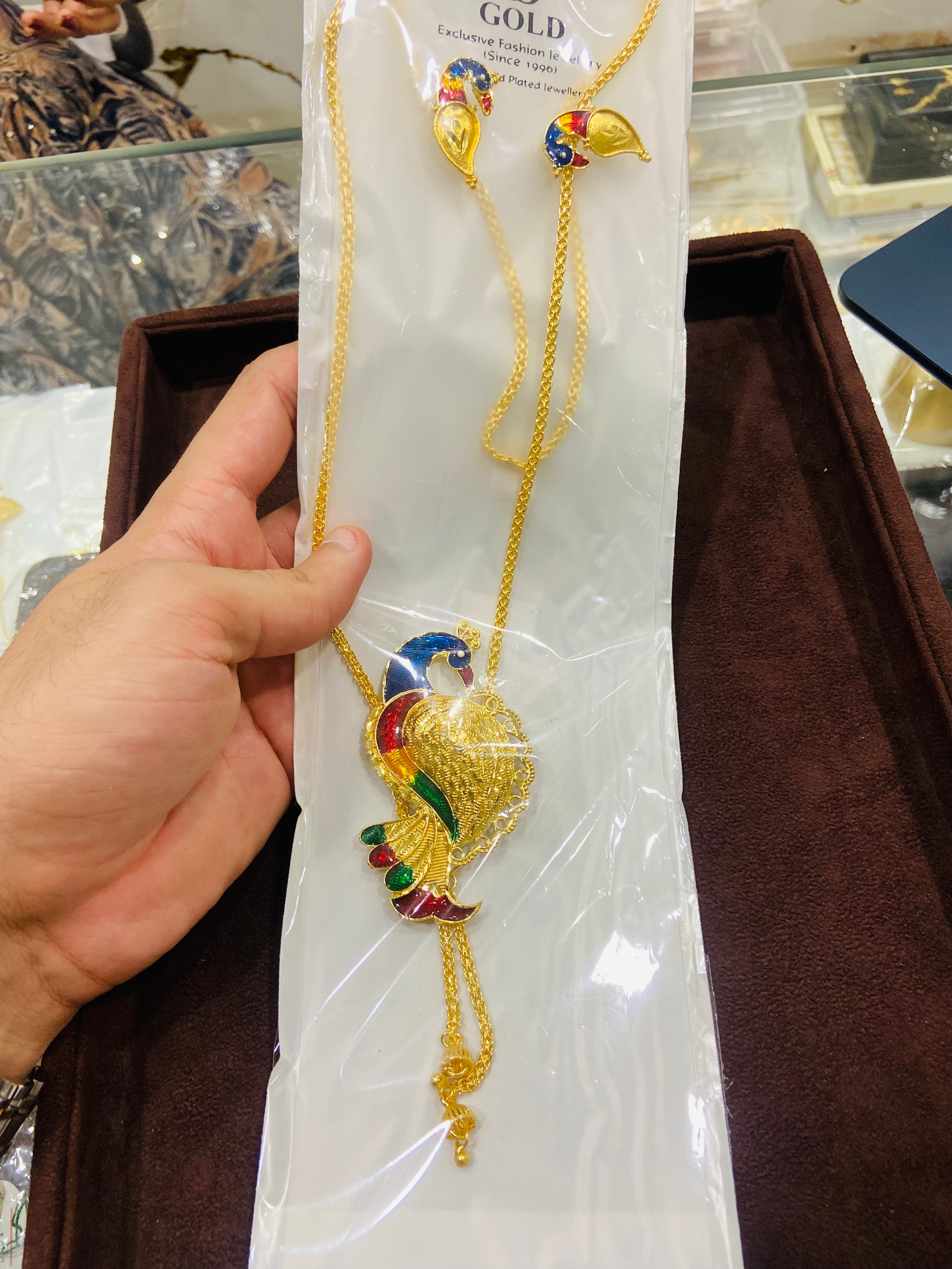 Peacock 1 Gram Gold Long Haar Set