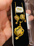 Pendant Set for Wedding Functions